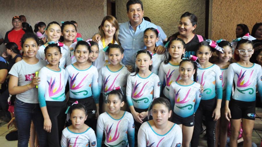 Avanzan gimnastas al Campeonato Nacional clasificatorio