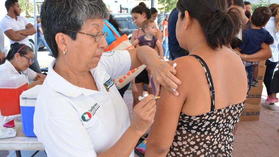 Recibe Maki Ortiz a más de mil ciudadanos en Audiencia Pública del Gobierno Municipal