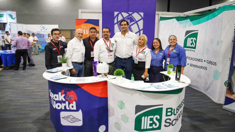 Recorrió Carlos Peña Ortiz expo Tam celebrada en Reynosa 