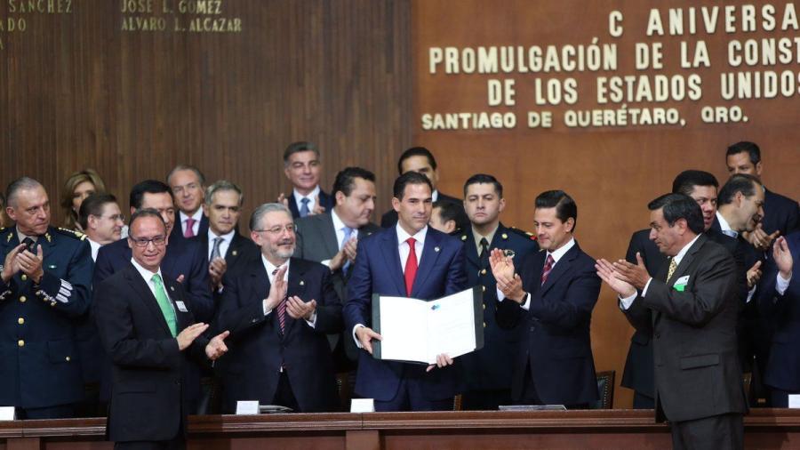 Con llamado a la unidad conmemoran centenario de la Constitución; Peña pide no buscar salidas falsas