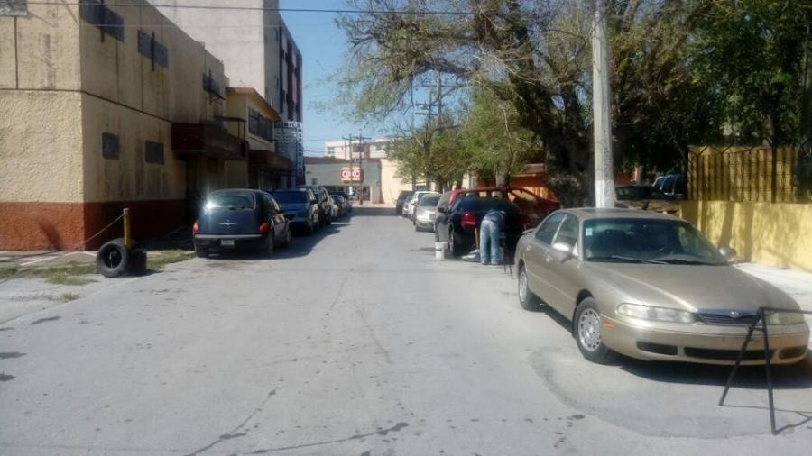 Franeleros se adueñan  de la colonia Jardín 