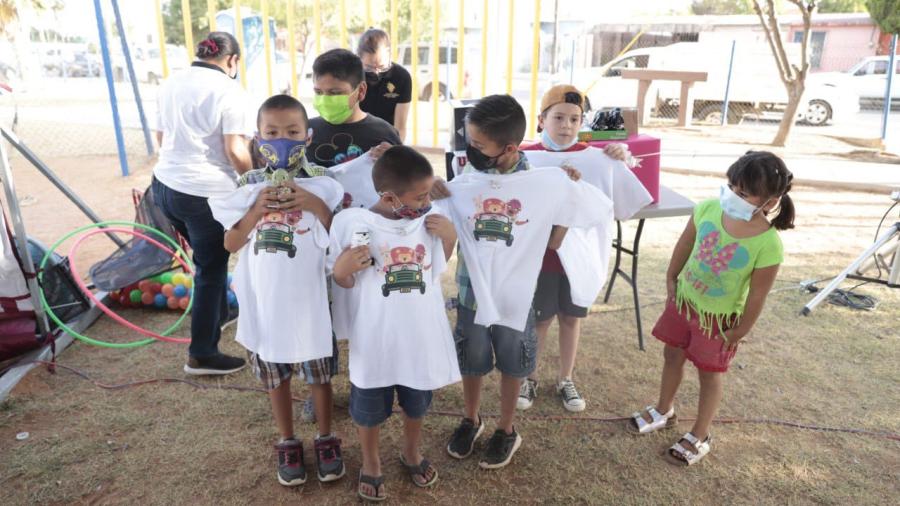Vecinos de la colonia Infonavit disfrutan de cine "Haciendo Comunidad"