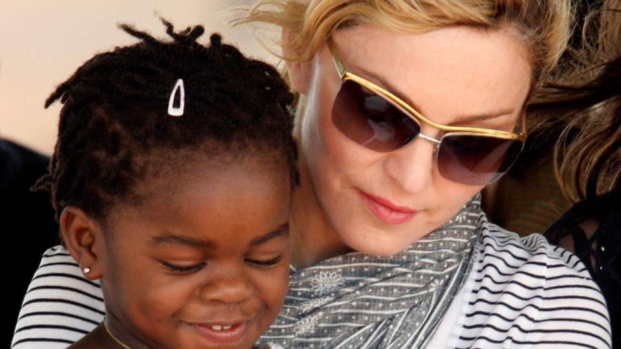 Malawi otorga permiso a Madonna para la adopción de dos niños