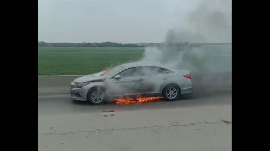  Se registra incendio de un vehículo en puente Pharr