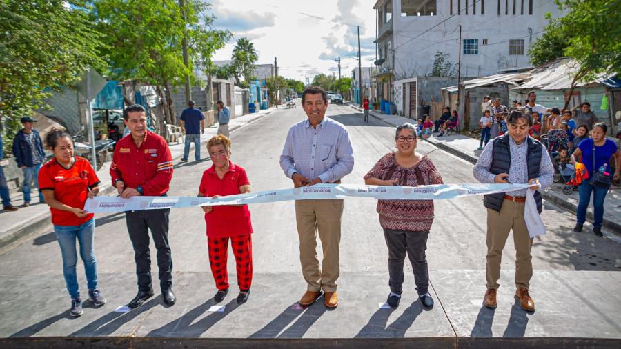 En recta final del 2023, siguen cumpliendo compromisos; entregan nuevas pavimentaciones