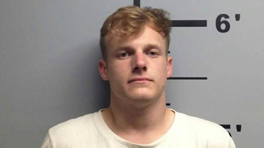 Hombre contrae VIH intencionalmente para contagiar a otros