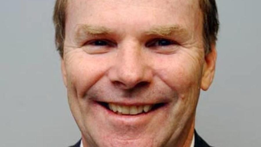 Jim Darling gana la elección y se reelige como Mayor de McAllen