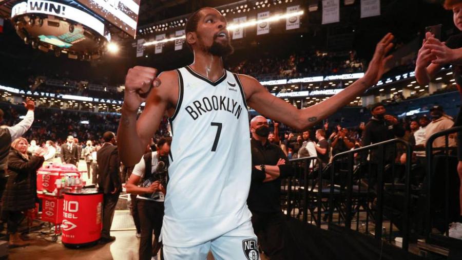 Contundente Kevin Durant en victoria ante los Jazz