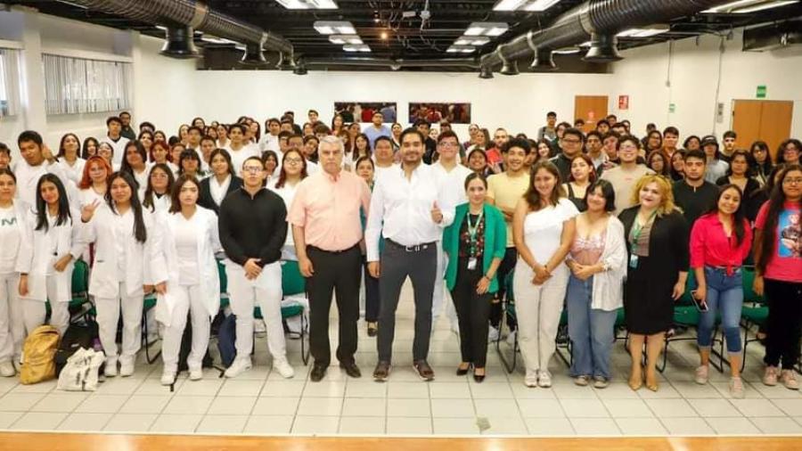 Promueven Carlos Peña Ortiz y universitarios conciencia ambiental y cuidado del agua