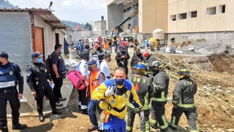 Hospital en CDMX presenta derrumbe y deja siete heridos 