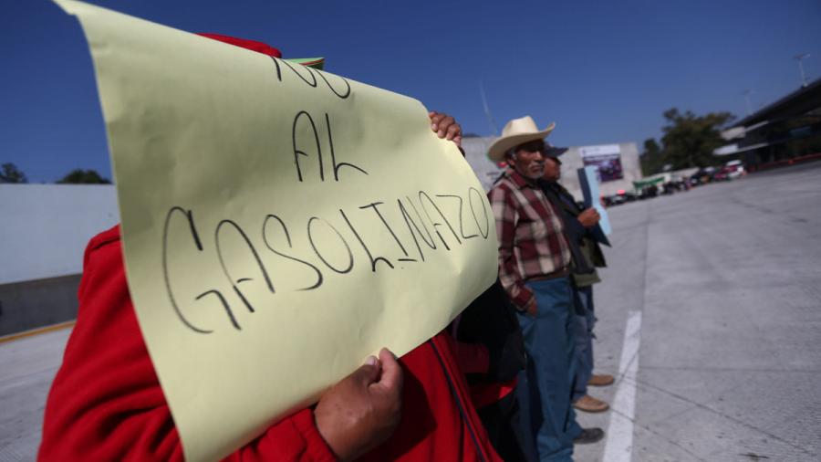 EPN miente al negar que 'gasolinazo' se deba la reforma energética