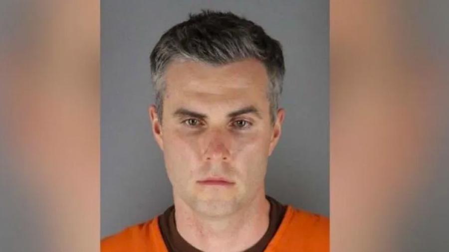 Otorgan libertad bajo fianza a ex policía implicado en muerte de George Floyd