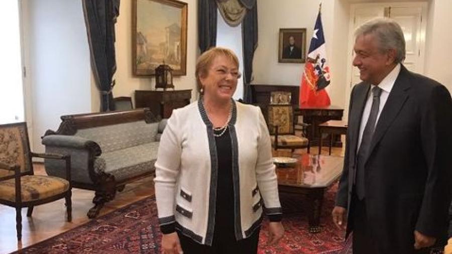 AMLO y Michelle Bachelet se reúnen en Chile