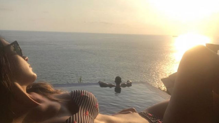 Zuria Vega presume su figura en bikini