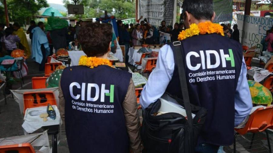 Expertos de la CIDH fueron espiados durante caso Ayotzinapa