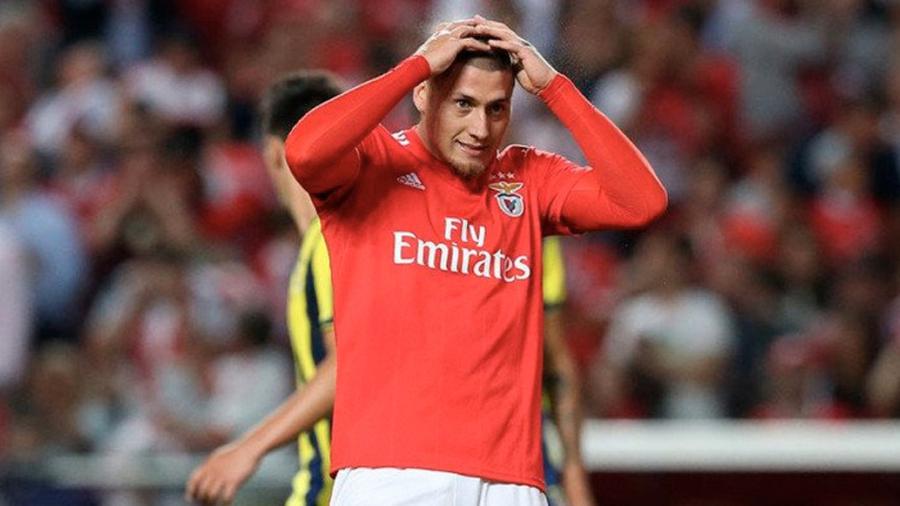 Nico Castillo no va al América