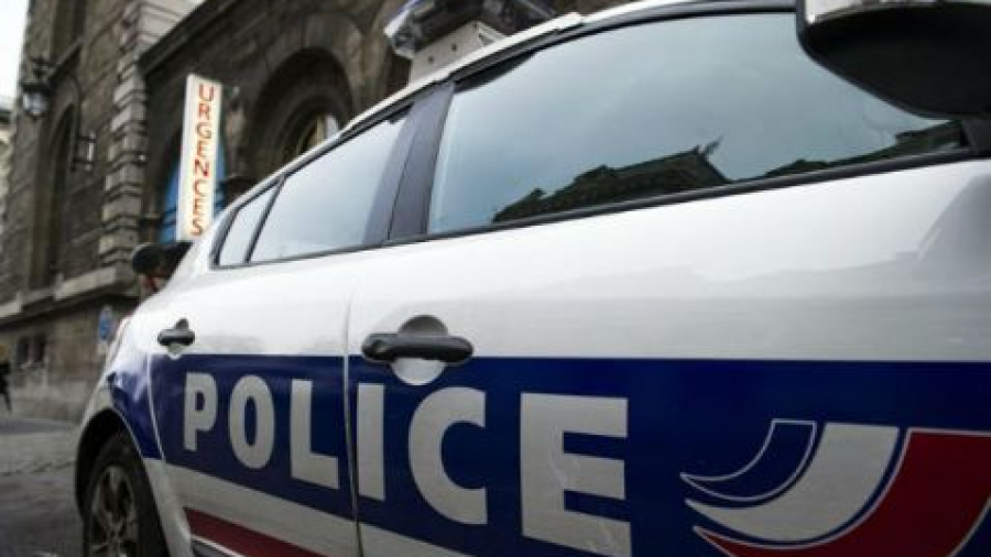 Accidente en pizzería de Paris, deja un muerto y siete heridos