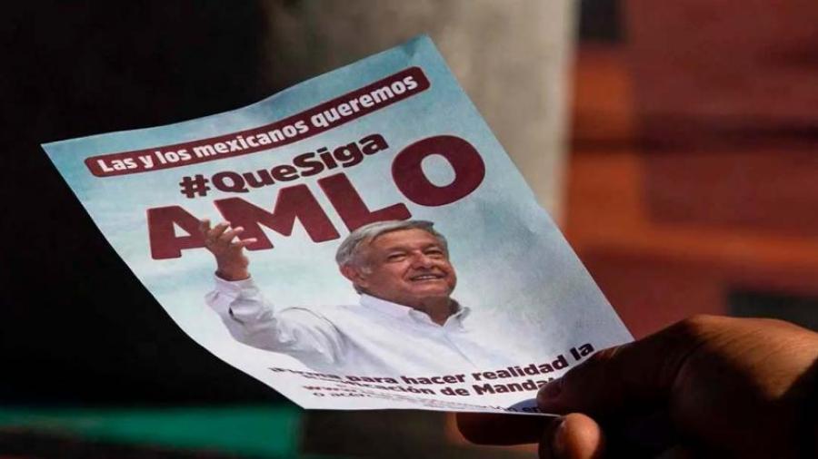 Celebra AMLO aprobación del decreto para que servidores públicos promuevan Revocación de Mandato