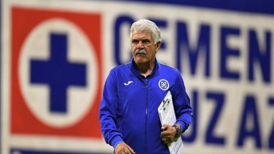 Ricardo 'Tuca' Ferretti deja de ser DT del Cruz Azul