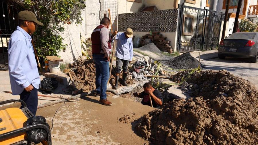 Atiende Comapa reportes de drenaje