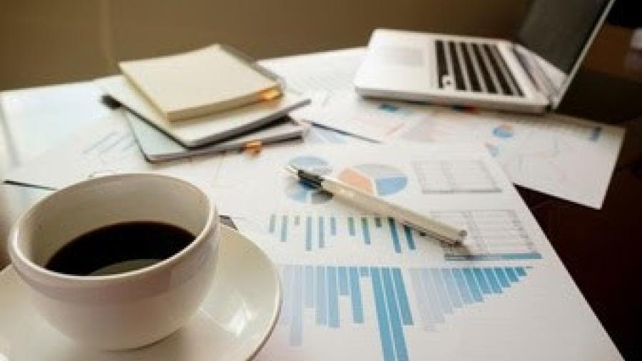 Envenena recepcionista a jefe y compañeros