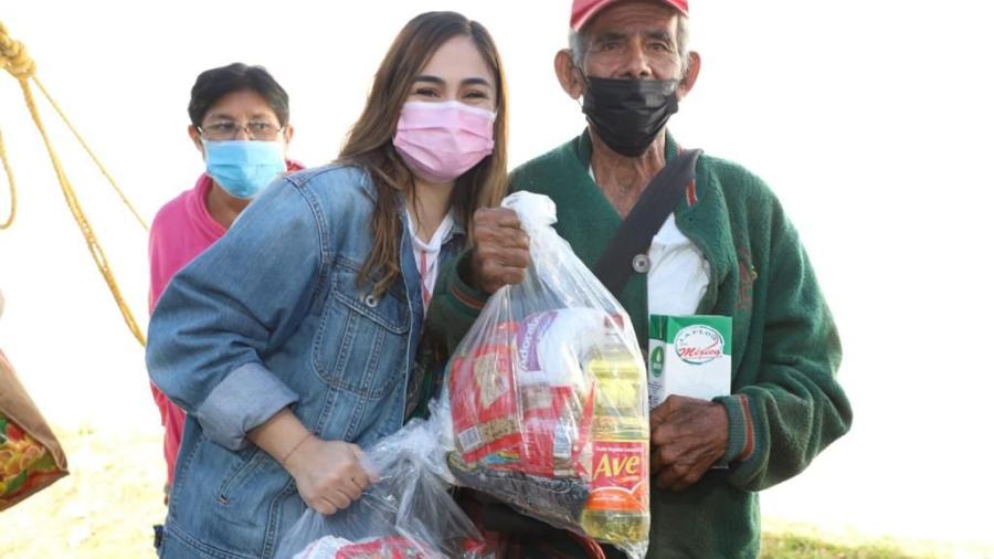 Llevan Ayuntamiento y DIF Brigada Navideña a las colonias 