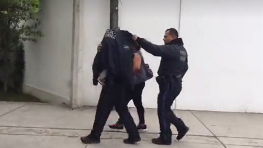 Rescata PF a menor que caminaba solo en la carretera Victoria - Monterrey