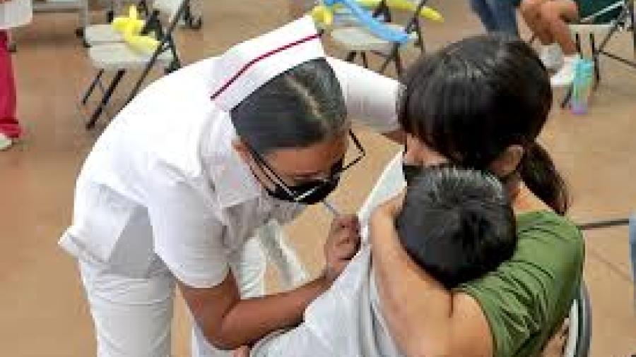 Un 40% de menores de 5 años tienen rezago en sus cartillas de vacunación