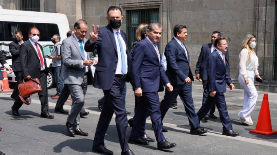 Se reune AMLO con gobernadores del país; asiste García Cabeza de Vaca