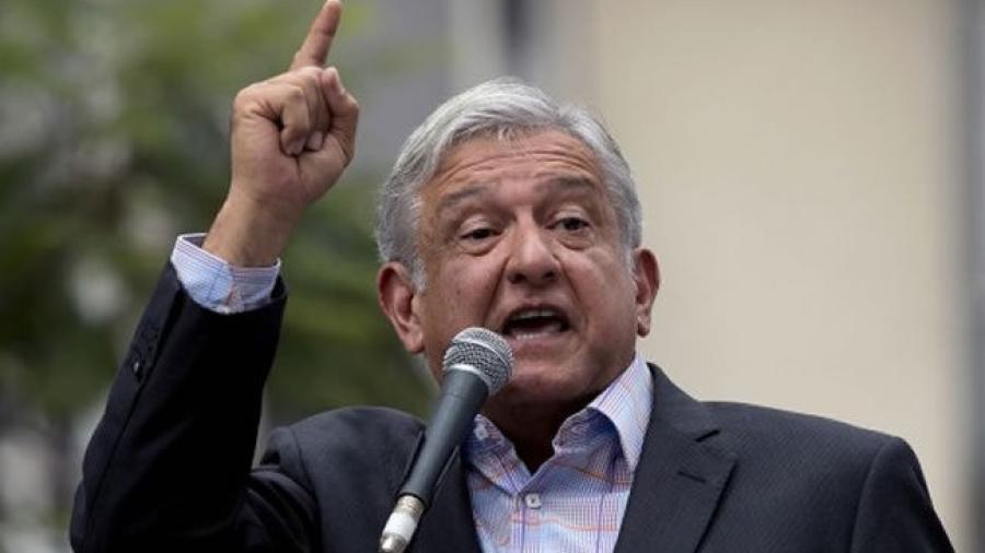 Asegura AMLO que pondría en marcha nuevas refinerías si es presidente