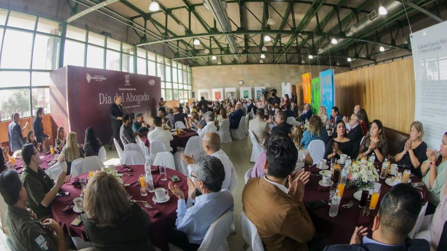 Reconoce Gobierno Municipal labor de abogados de Nuevo Laredo 