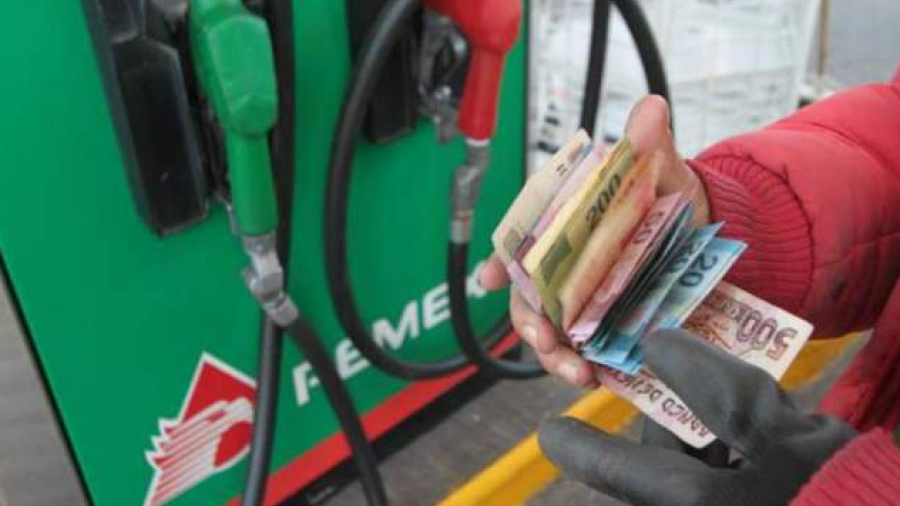 Aumento de IEPS provoca gasolina más cara