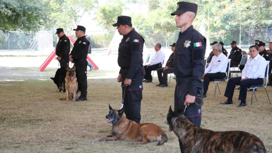 SSPT despide con honores a caninos retirados del servicio activo