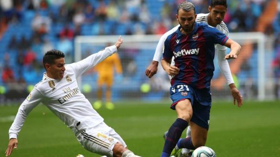 Real Madrid se impone 3-2 a Levante
