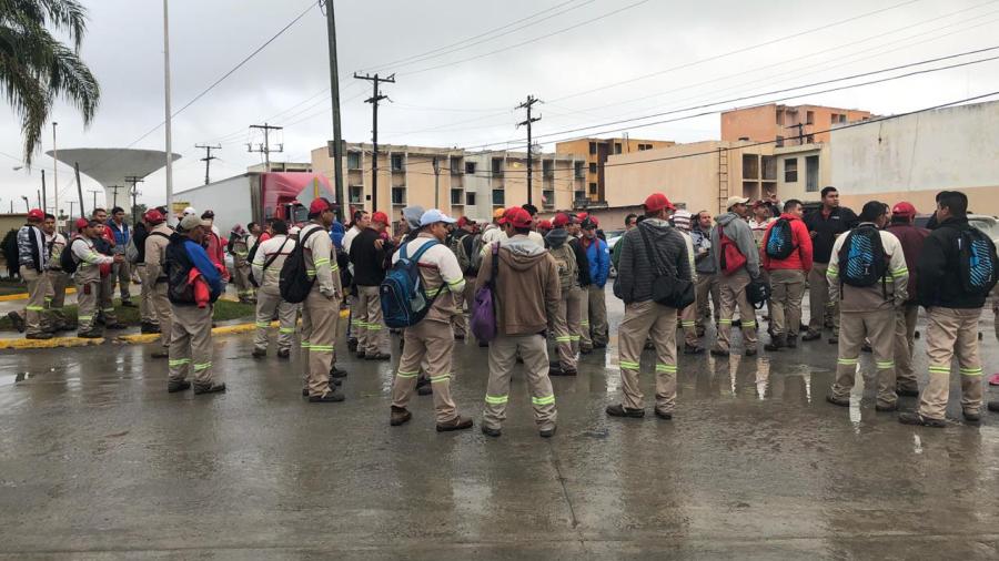 Entran en paro laboral 700 trabajadores de la empresa Coca-Cola en Matamoros
