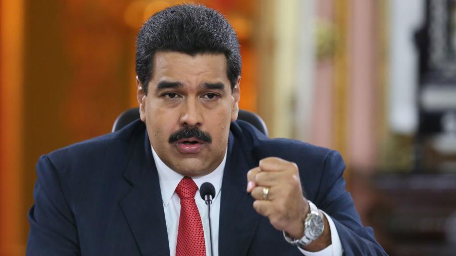  Vaticano pide a Maduro a suspender instalación de Constituyente