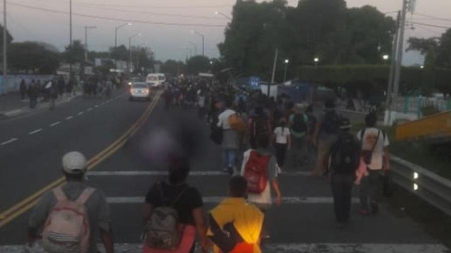 Migrantes cruza frontera México-Guatemala de manera irregular