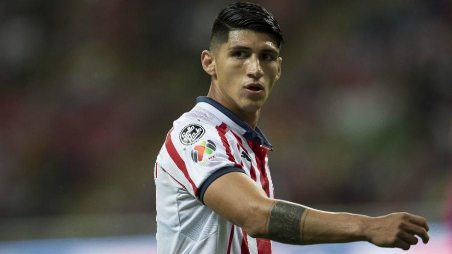 Pulido es baja de Chivas por lesión