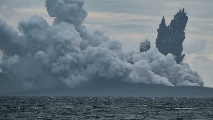 En investigación causa del tsunami en Indonesia