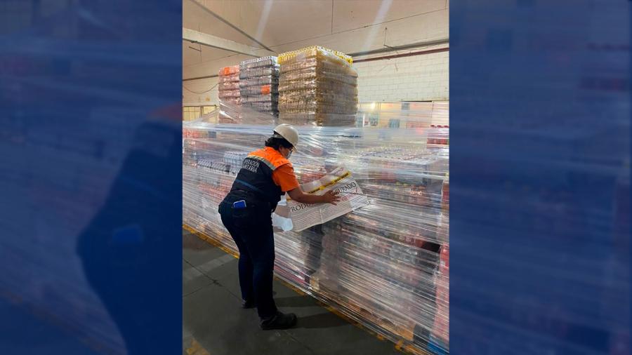 Cofepris aseguró 112 mil unidades de Peperami, Chaparrita y Barrilito