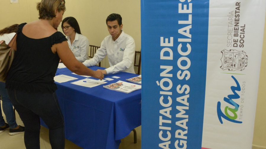 Invita Sebien a aprovechar programas de la CMT