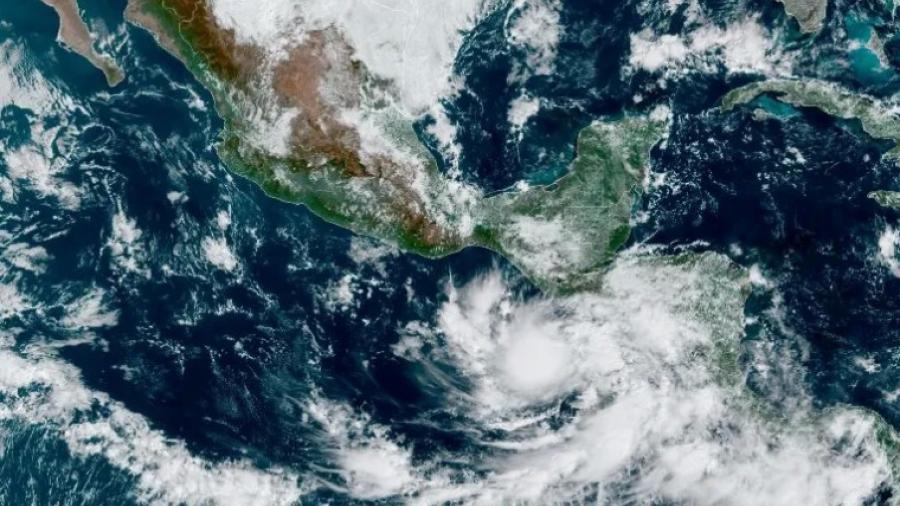 Declaran alerta amarilla en Honduras por avance de tormenta tropical Pilar