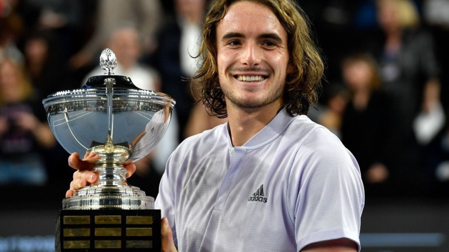 Stefanos Tsitsipas no cede el trono