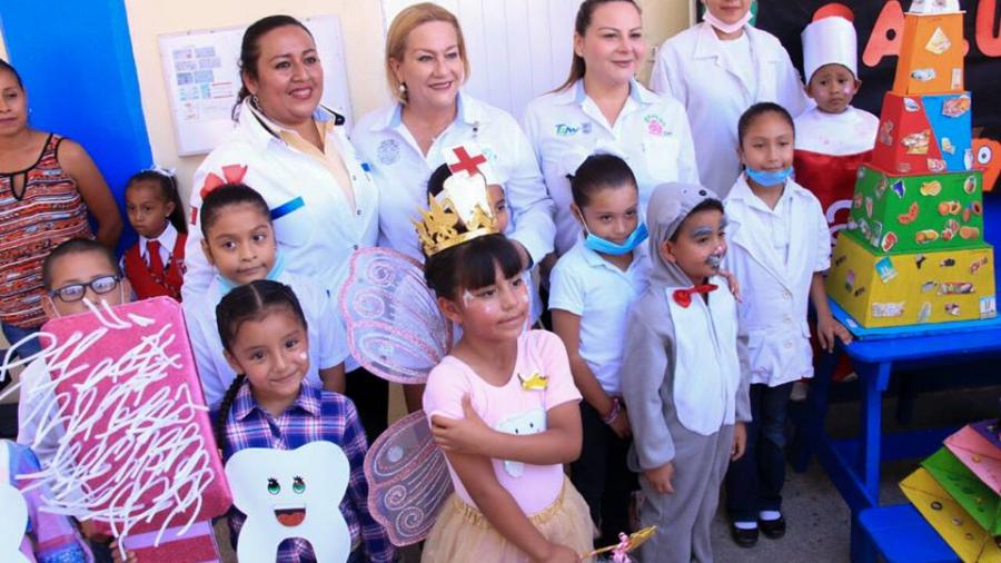 Realizan campa&ntilde;a "Mucho m&aacute;s que dientes sanos"