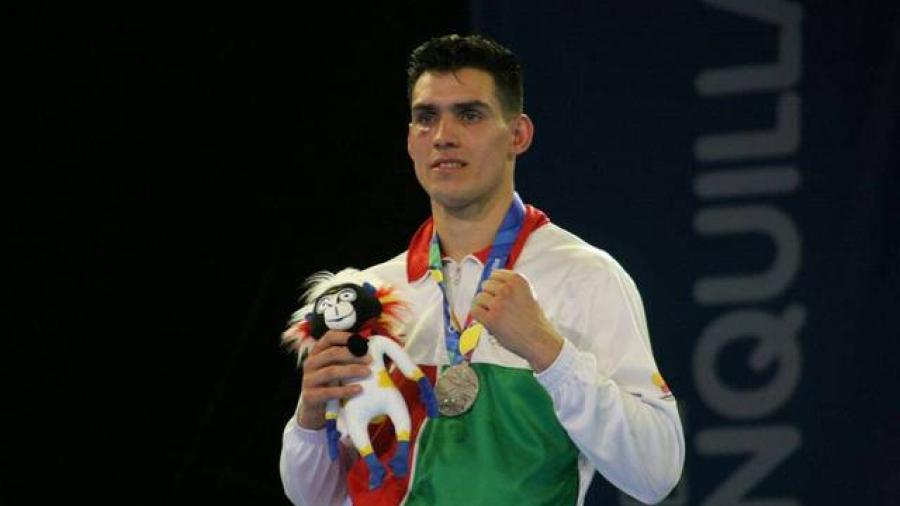 Equipo mexicano de boxeo se cuelga dos preseas de bronce