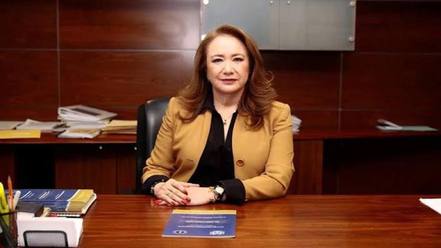 Fiscalía de CDMX desconoce documento que niega plagio de Yasmín Esquivel