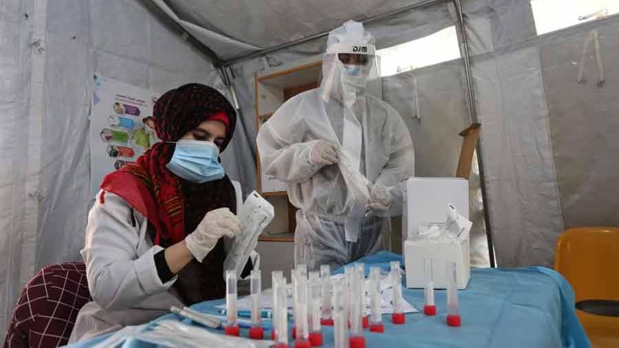 Llegan a Gaza miles de dosis de vacunas contra la polio y otras enfermedades infantiles