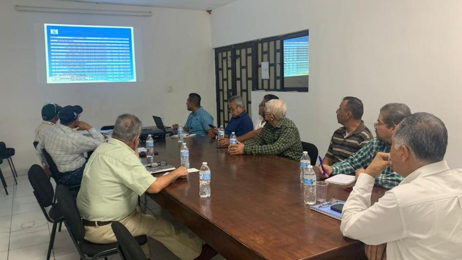 Participa Secretaría de Recursos Hidráulicos en reunión del Comité Hidráulico del Distrito de Riego 002