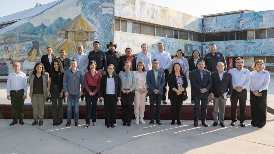 Trabajan SET y diputados locales para fortalecer el desarrollo educativo