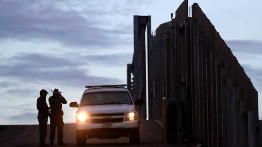 Trump amenaza con cierre de gobierno si no hay fondos para muro
